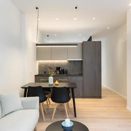Voda Luxury #302 - Acropolis View Rooftop Apartment *